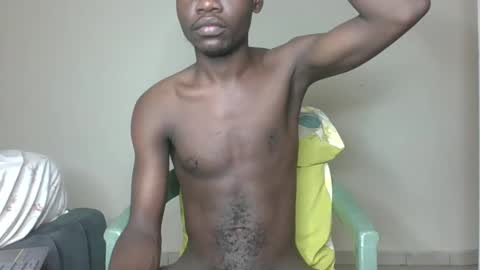 Snapshot of glane_ chatting on 03-10-25, 04:28 James online show from 03-10-25, 04:28