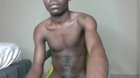 Snapshot of glane_ chatting on 03-11-25, 04:32 James online show from 03-11-25, 04:32