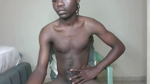 Snapshot of glane_ chatting on 11-03-25, 04:36 James online show from 11-03-25, 04:36