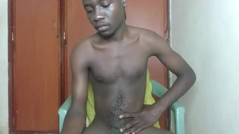 Snapshot of glane_ chatting on 11-10-25, 04:00 James online show from 11-10-25, 04:00