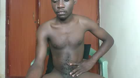 Snapshot of glane_ chatting on 11-19-25, 10:04 James online show from 11-19-25, 10:04