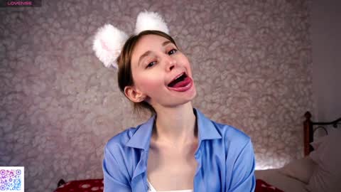 Sandra  online show from 12-24-24, 04:08