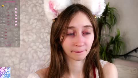 Sandra  online show from 01-14-25, 05:12