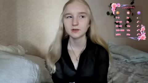 Laura online show from 05-22-26, 07:48