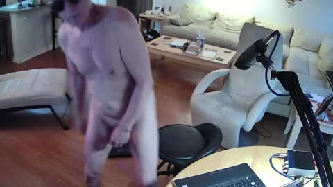 Snapshot of glennbootycam chatting on 01-16-25, 11:16 glennbitch online show from 01-16-25, 11:16