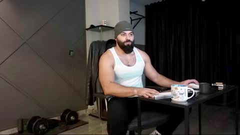 Matthew .. for short call me Matt online show from 12-24-24, 04:19