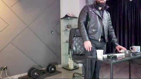 Matthew .. for short call me Matt online show from 12-29-24, 09:30