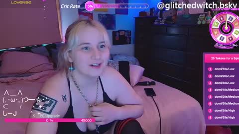 Snapshot of glitchwitch chatting on 01-24-25, 09:05 Glitch online show from 01-24-25, 09:05