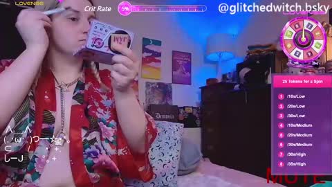 Snapshot of glitchwitch chatting on 02-27-25, 08:28 Glitch online show from 02-27-25, 08:28