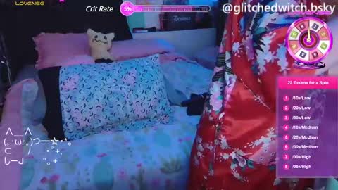 Snapshot of glitchwitch chatting on 03-07-25, 12:58 Glitch online show from 03-07-25, 12:58