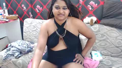 glitter candy online show from 02-21-25, 11:54