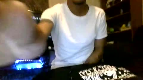 Snapshot of glly555 chatting on 03-20-26, 07:24 glly555 online show from 03-20-26, 07:24