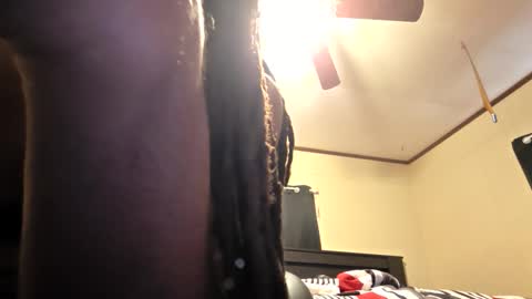 Snapshot of glomightyj chatting on 06-03-26, 10:15 glomightyj online show from 06-03-26, 10:15