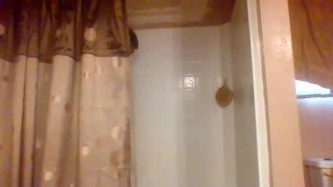 glong460763 online show from 02-01-25, 05:47