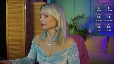 Gloria online show from 10-23-25, 10:47