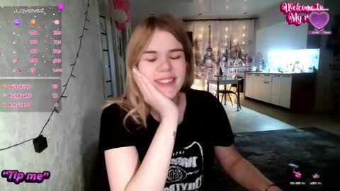  Roxy  online show from 12-27-24, 03:42