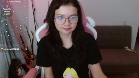 Snapshot of gmi3 chatting on 01-06-26, 12:58 Az online show from 01-06-26, 12:58