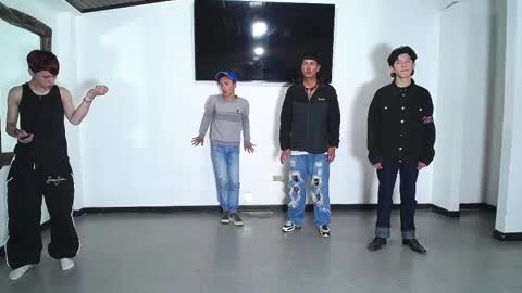 THOMAS AND DAMIAND online show from 10-27-25, 06:23