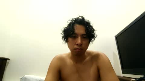 Snapshot of gnik8124 chatting on 05-27-26, 10:01 gnik8124 online show from 05-27-26, 10:01