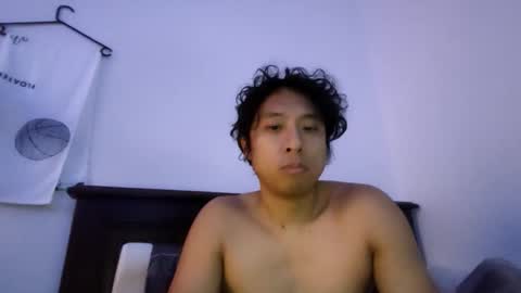 Snapshot of gnik8124 chatting on 06-02-26, 12:18 gnik8124 online show from 06-02-26, 12:18