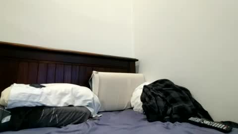 Snapshot of gnik8124 chatting on 06-19-26, 07:45 gnik8124 online show from 06-19-26, 07:45