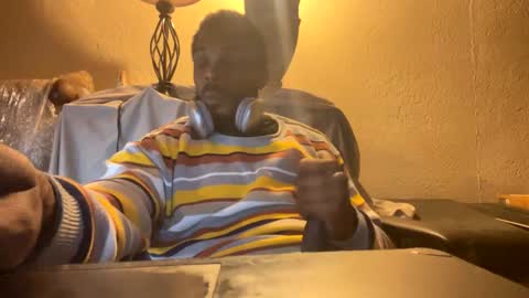 goatchocolate online show from 12-21-24, 09:47