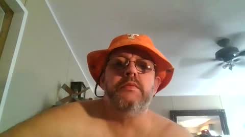 IDKIDCIDGAF online show from 11-19-25, 07:58