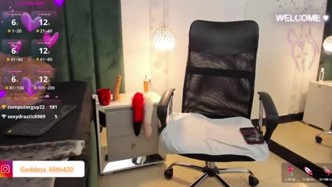 Snapshot of goddess__lilith_ chatting on 01-07-25, 07:20 Lilith online show from 01-07-25, 07:20