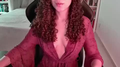 Snapshot of goddess_artemis_ chatting on 01-09-26, 12:24 Fauna online show from 01-09-26, 12:24