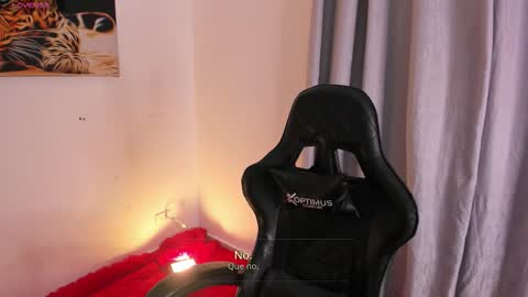 Snapshot of goddess_eli77 chatting on 09-11-25, 01:39 goddess_eli77 online show from 09-11-25, 01:39