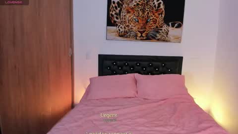 Snapshot of goddess_eli77 chatting on 10-06-25, 02:31 goddess_eli77 online show from 10-06-25, 02:31