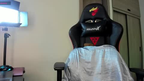 Khaleesi online show from 04-18-26, 03:54