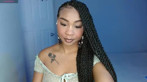 Valentina online show from 12-21-25, 10:00