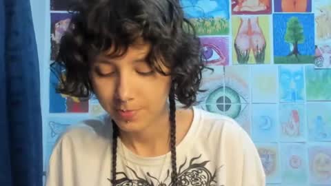 vee online show from 02-23-25, 05:56