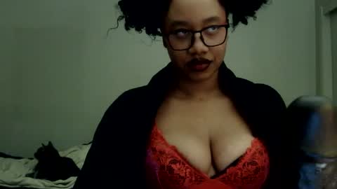 Snapshot of goddessdaisysky chatting on 01-06-26, 06:06 Goddess Daisy Sky online show from 01-06-26, 06:06