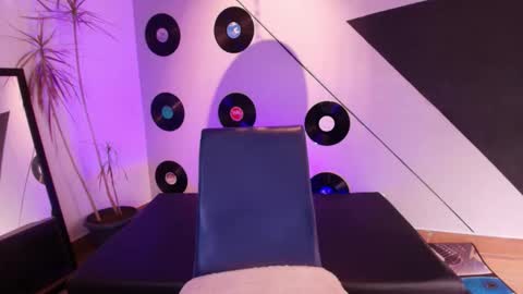 Julieta online show from 09-10-25, 07:58