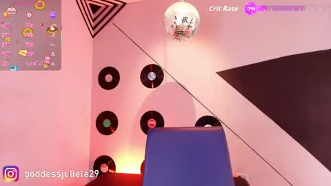 Snapshot of goddessjulieta chatting on 05-17-26, 06:59 Julieta online show from 05-17-26, 06:59