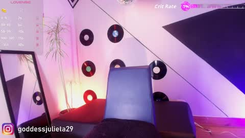 Snapshot of goddessjulieta chatting on 05-28-26, 07:00 Julieta online show from 05-28-26, 07:00