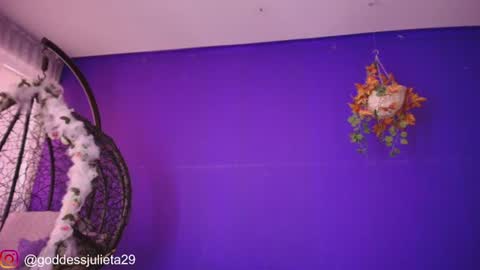 Snapshot of goddessjulieta chatting on 07-17-26, 06:46 Julieta online show from 07-17-26, 06:46