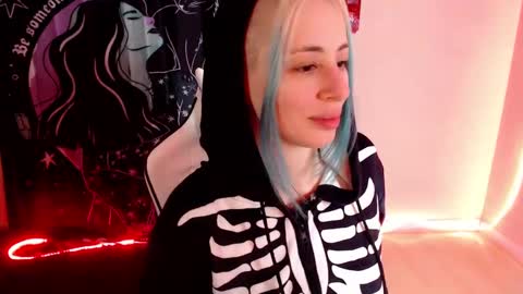 Snapshot of goddesslilith chatting on 01-04-25, 07:55 Goddess Lilith - 111 tks to PM online show from 01-04-25, 07:55