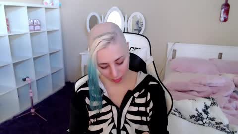 Snapshot of goddesslilith chatting on 01-07-25, 10:30 Goddess Lilith - 111 tks to PM online show from 01-07-25, 10:30