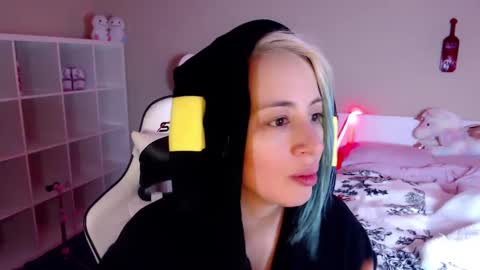 Snapshot of goddesslilith chatting on 01-11-25, 01:16 Goddess Lilith - 111 tks to PM online show from 01-11-25, 01:16