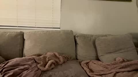 Snapshot of goddessmayvn chatting on 02-22-26, 06:02 GoddessMayvn online show from 02-22-26, 06:02