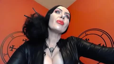 Snapshot of goddessmidnight chatting on 01-13-26, 12:16 GODDESS MIDNIGHT online show from 01-13-26, 12:16