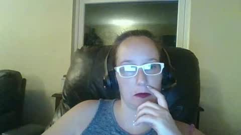 Crystal online show from 11-18-25, 09:14