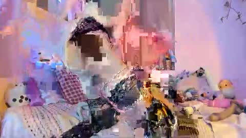 Snapshot of goddessmommylexi chatting on 01-19-25, 02:04 Lexxxi online show from 01-19-25, 02:04