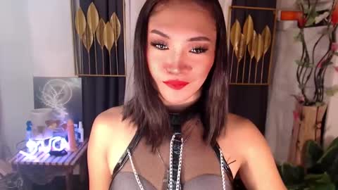 Snapshot of goddessquinnie chatting on 12-29-24, 01:13 quinnie online show from 12-29-24, 01:13