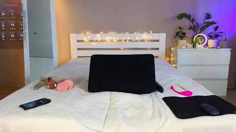 Snapshot of goddessstanya chatting on 02-20-25, 12:04 Tatiana read my bio please i have new hot photo and video online show from 02-20-25, 12:04