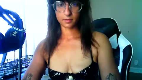 goddessvikkii online show from 05-07-26, 05:18