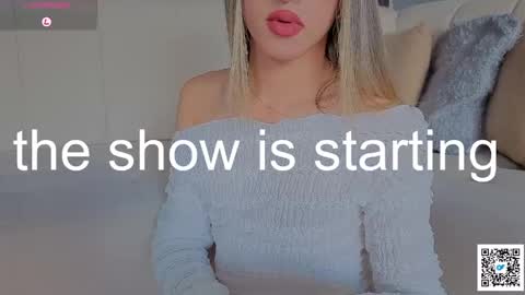 Snapshot of goddivaa chatting on 04-27-26, 07:01 goddivaa online show from 04-27-26, 07:01
